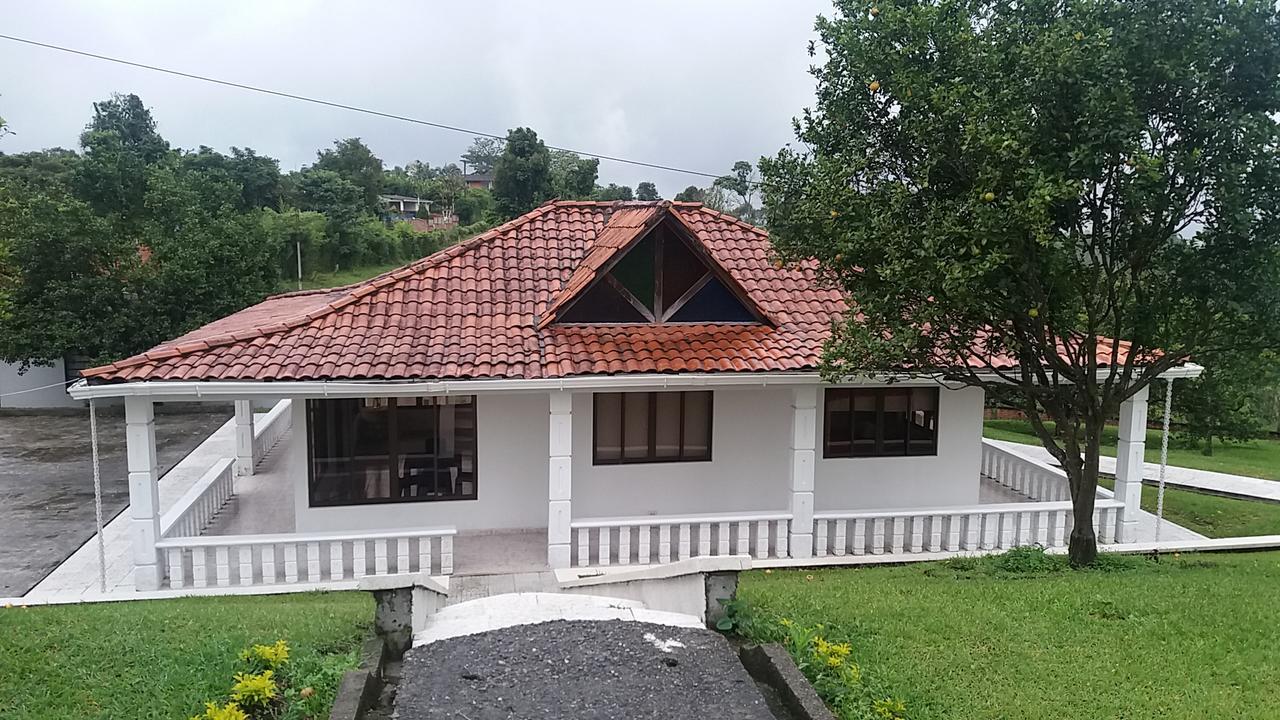 Hostal Don Bernardo Santa Rosa De Cabal Dış mekan fotoğraf